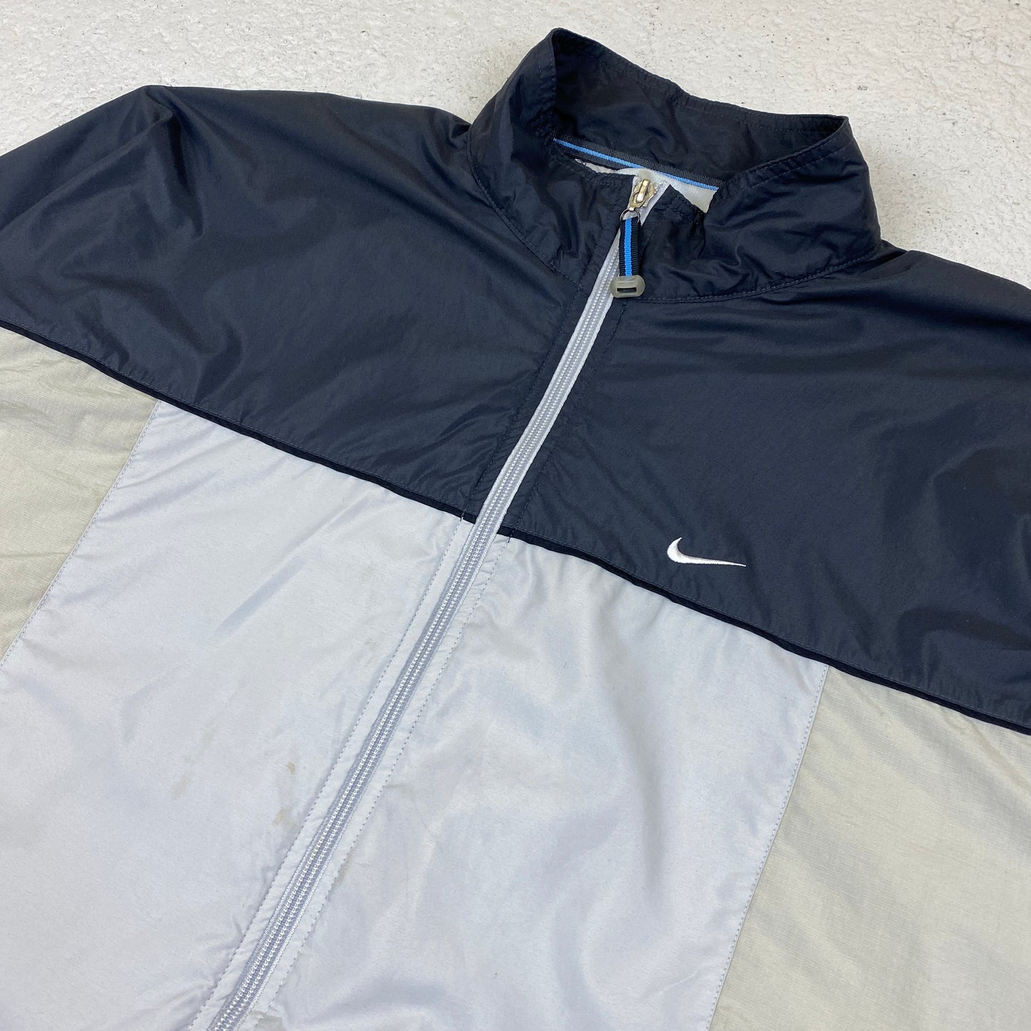 Nike RARE embroidered jacket (L-XL)