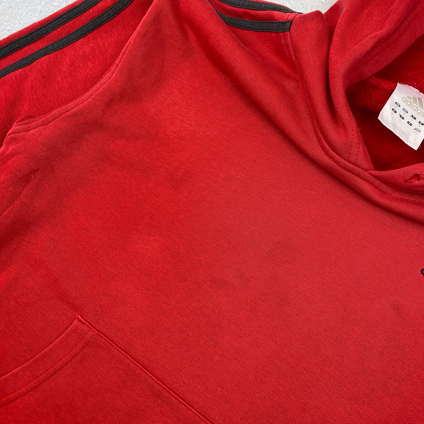 Adidas heavyweight hoodie (M-L)