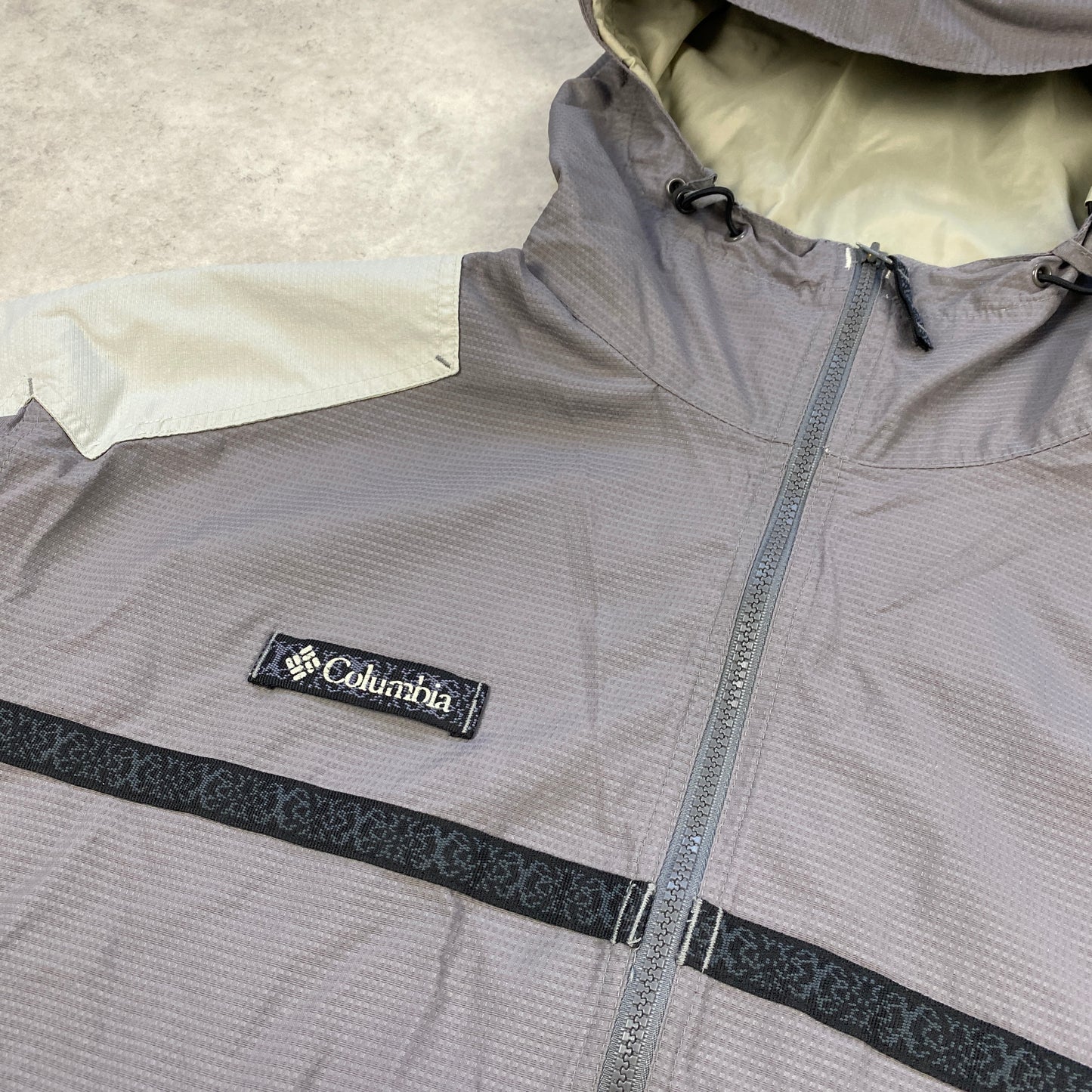 Columbia RARE jacket (XL-XXL)
