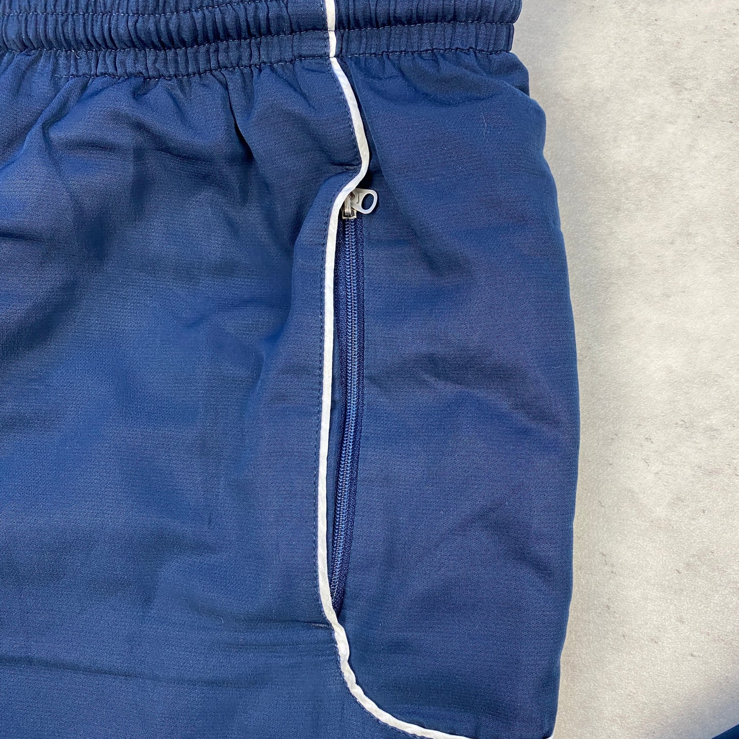Nike track pants (M)