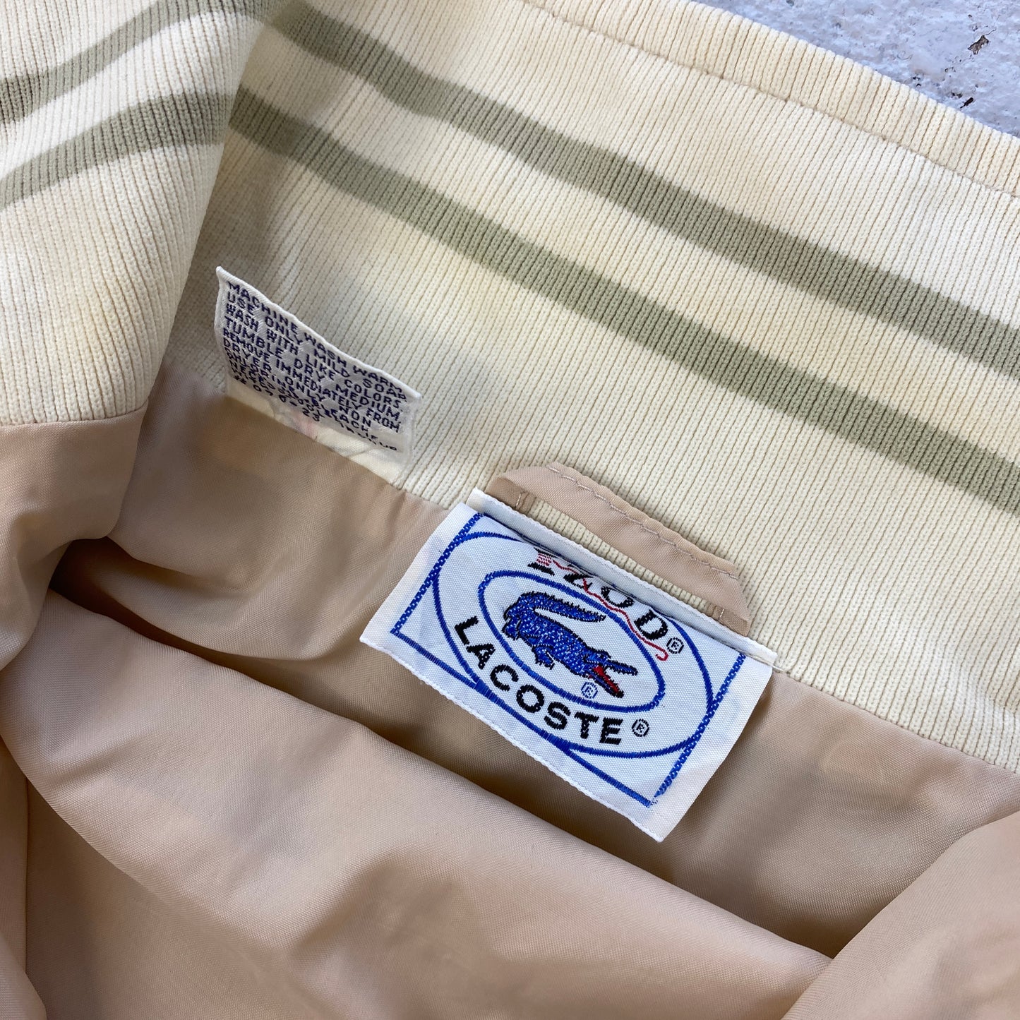Lacoste RARE track jacket (M-L)