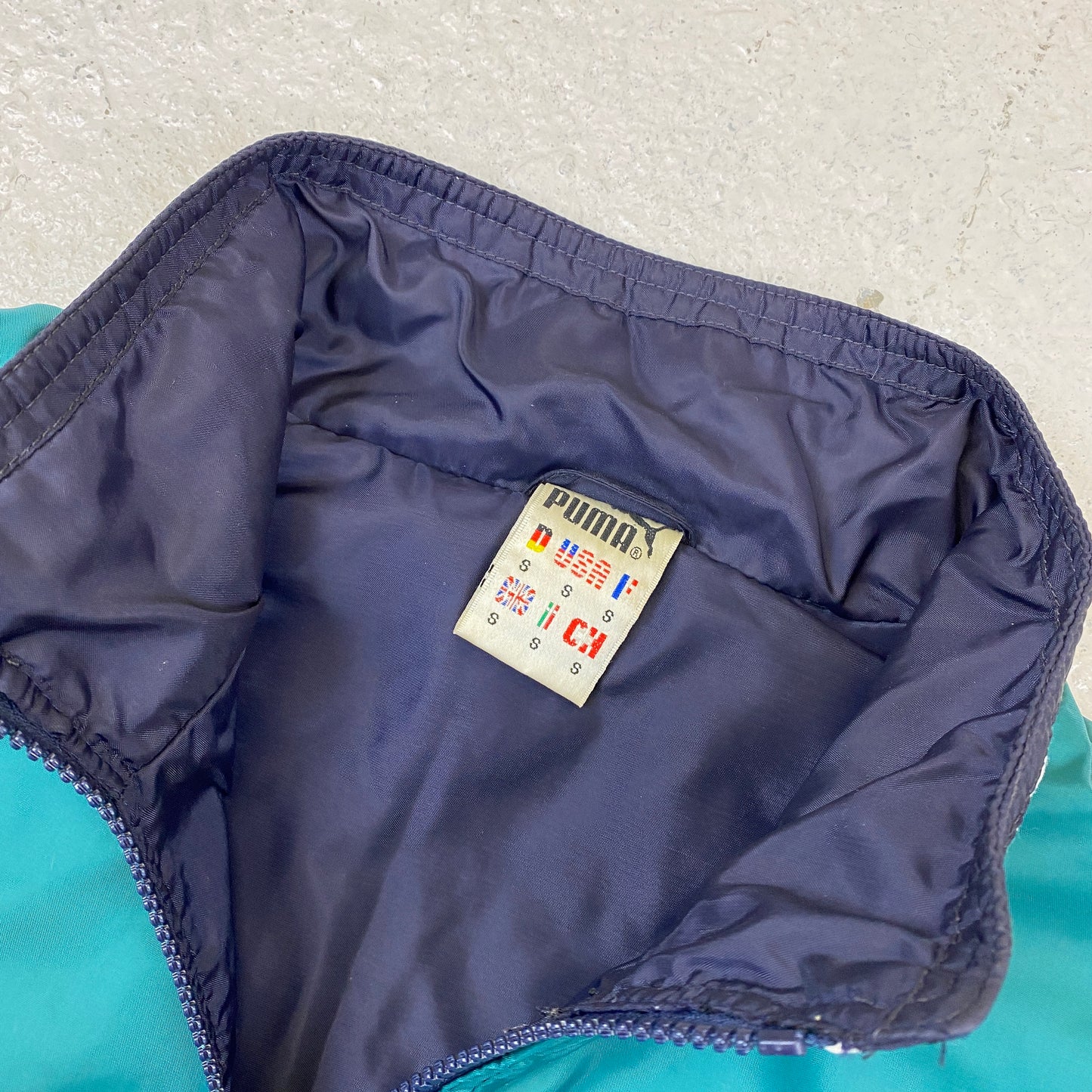 Puma RARE track jacket (S-M)