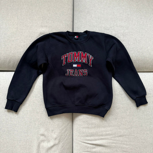 Tommy Hilfiger RARE heavy sweater (XS)