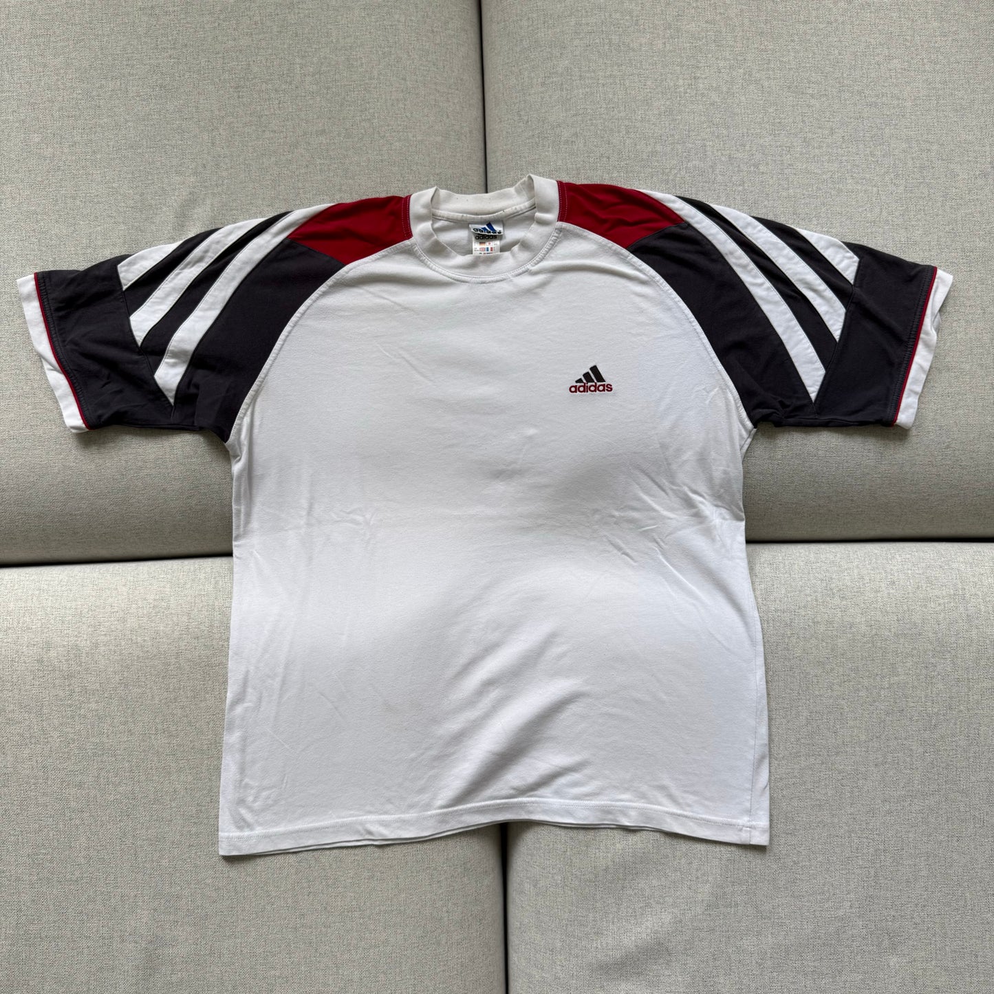 Adidas heavy tee (XL)