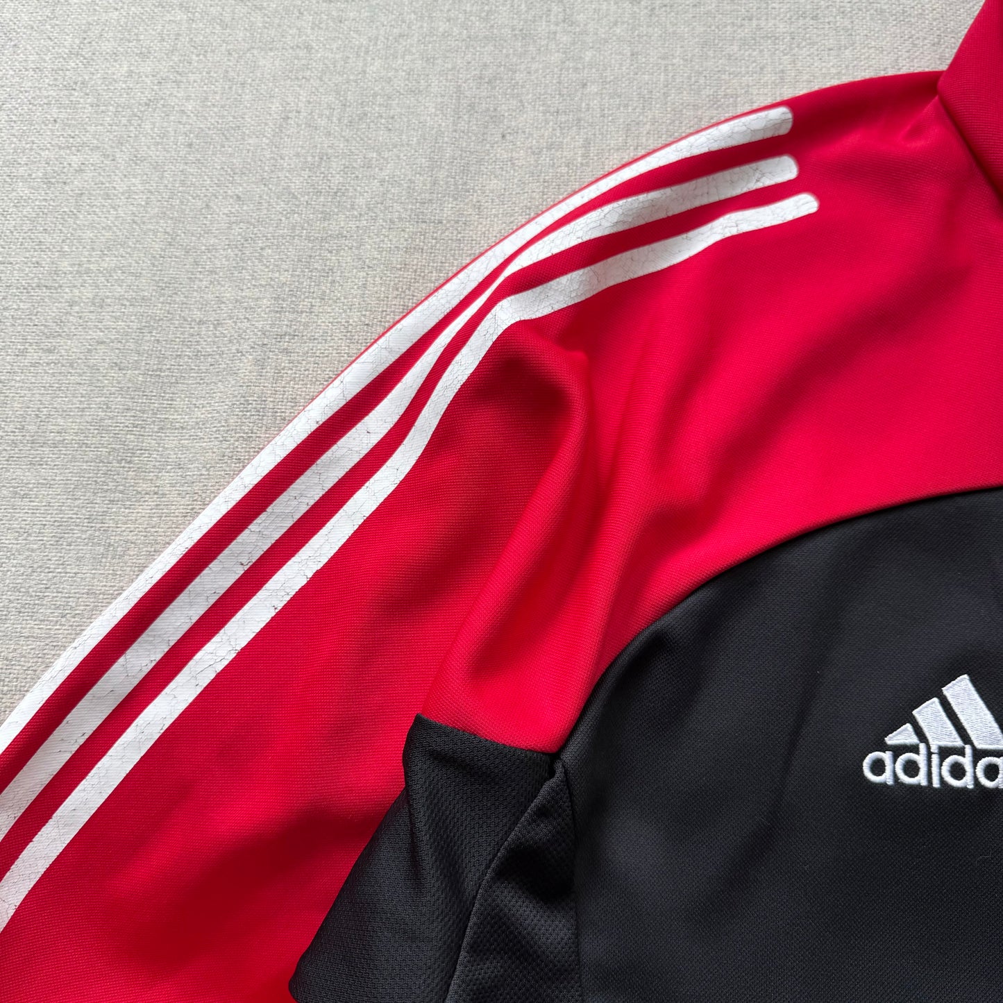 Adidas jacket (M)