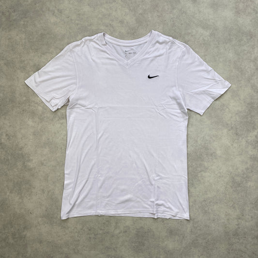 Nike v-neck tee (XS-S)