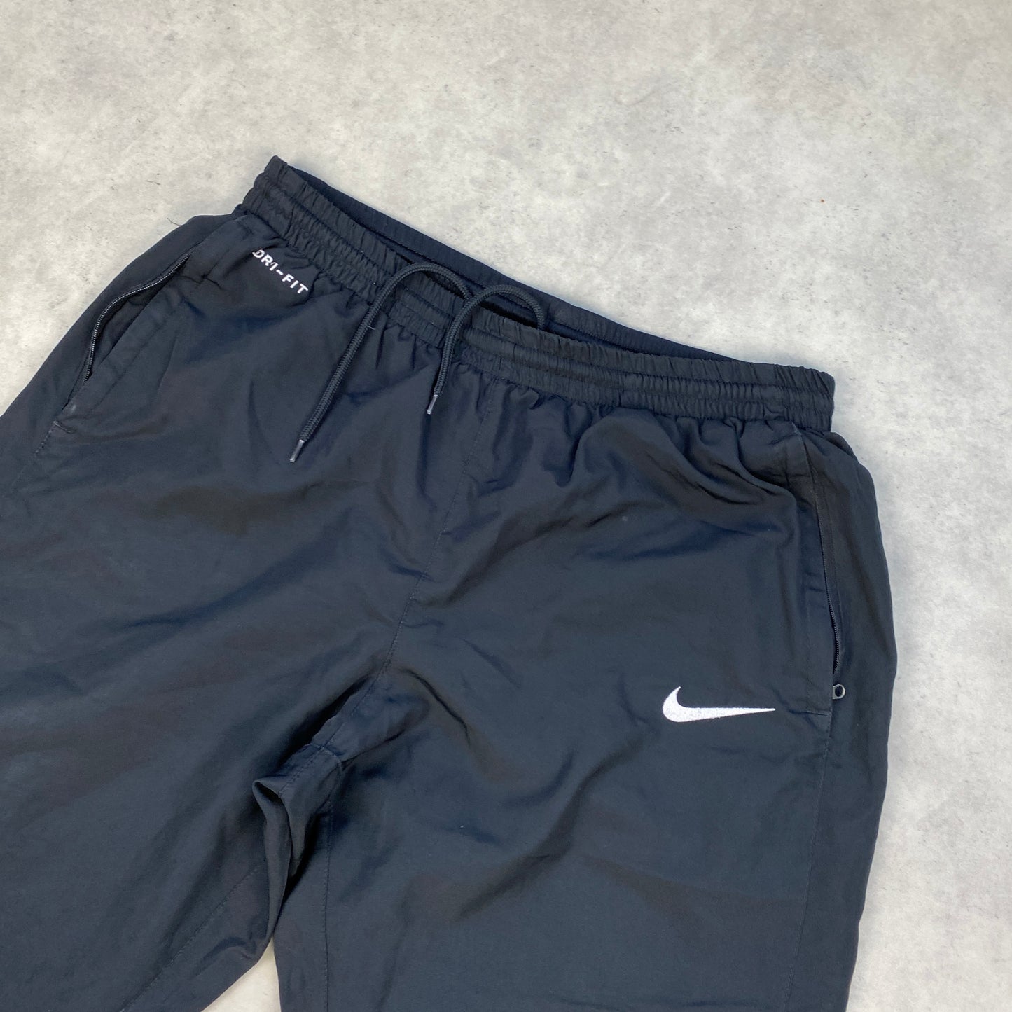 Nike pants (L)