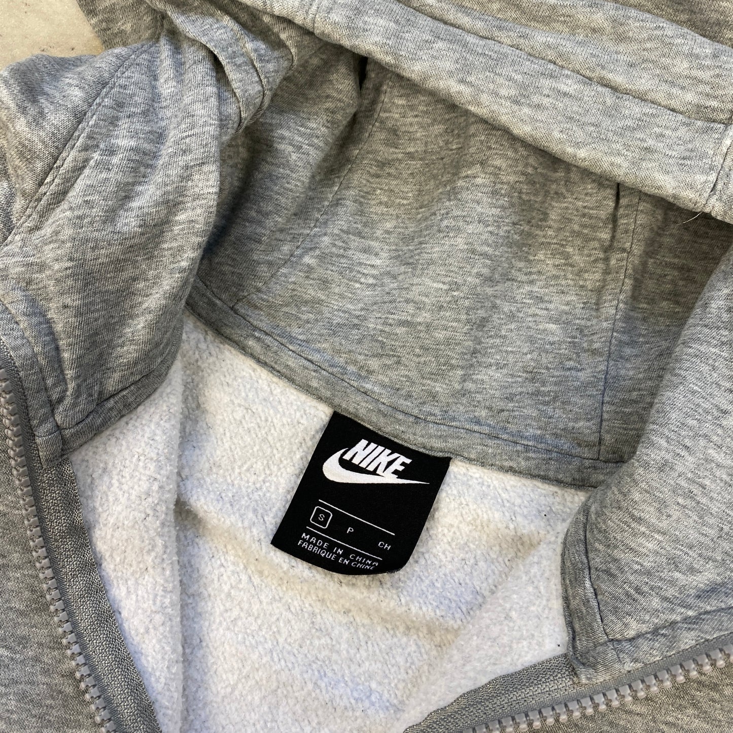 Nike zip hoodie (S)