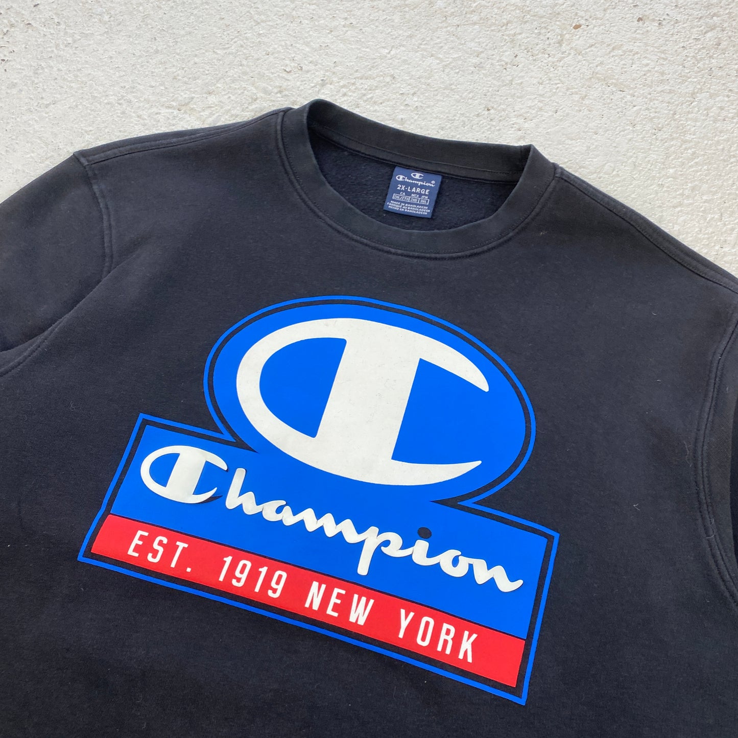 Champion RARE heavyweight sweater (L-XL)