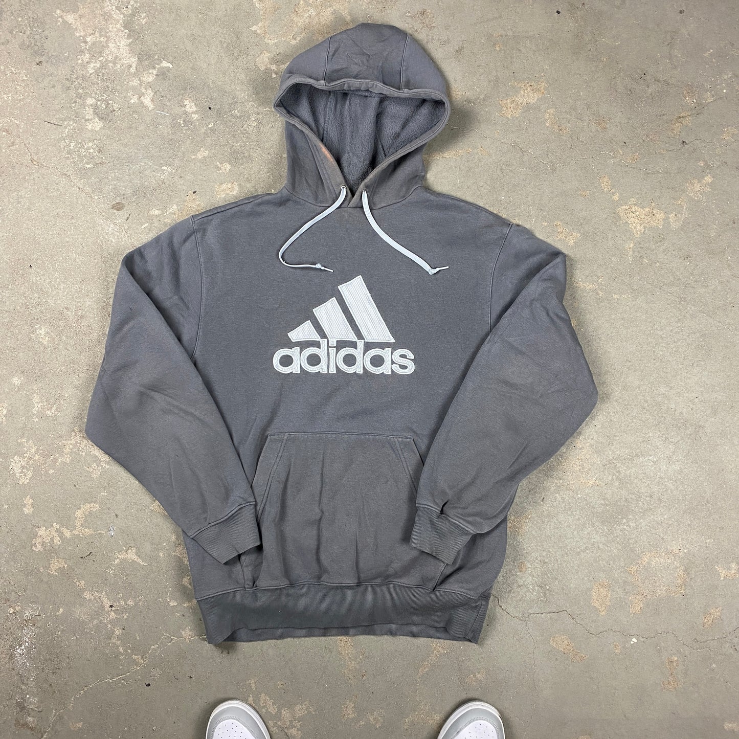 Adidas embroidered hoodie (L)
