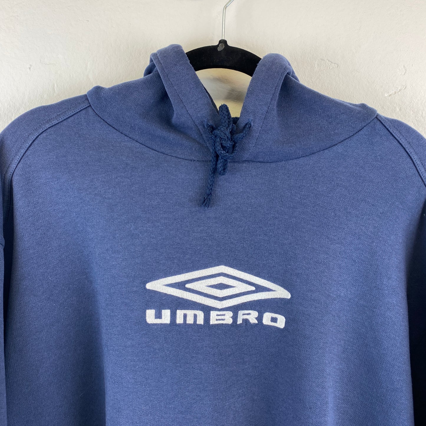 Umbro embroidered hoodie (M-L)