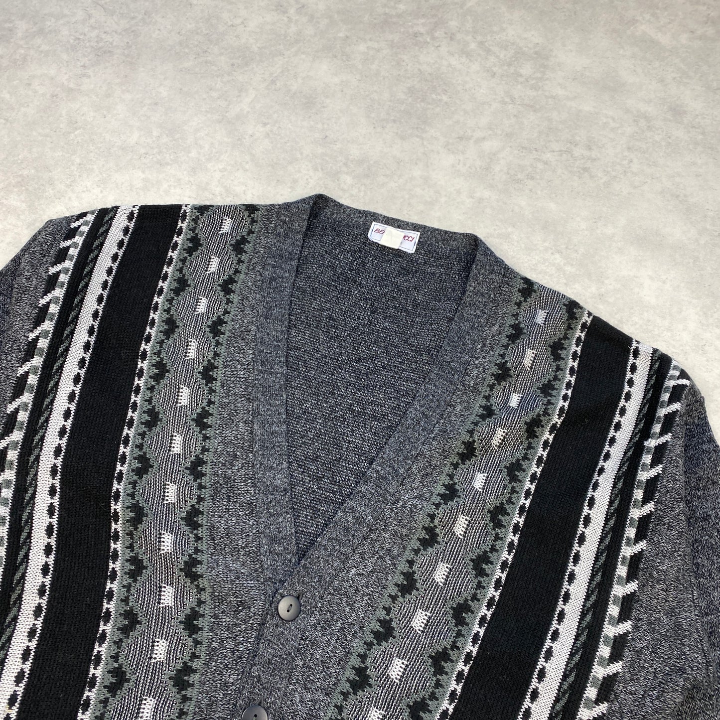 VTG knit cardigan sweater (XL)