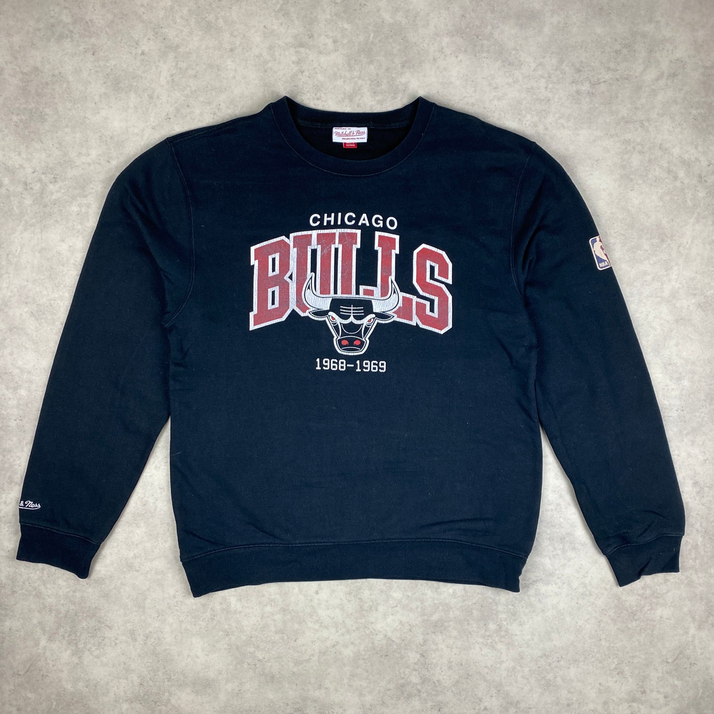 Chicago Bulls RARE heavyweight sweater (L)