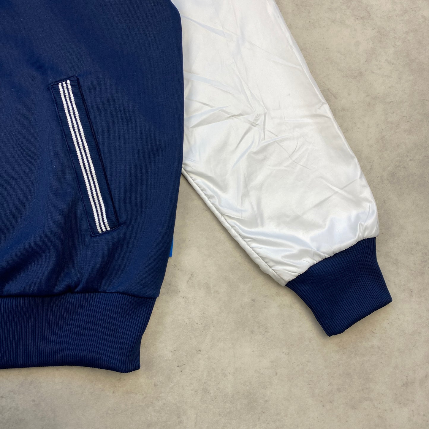 Adidas RARE zip hoodie (L-XL)
