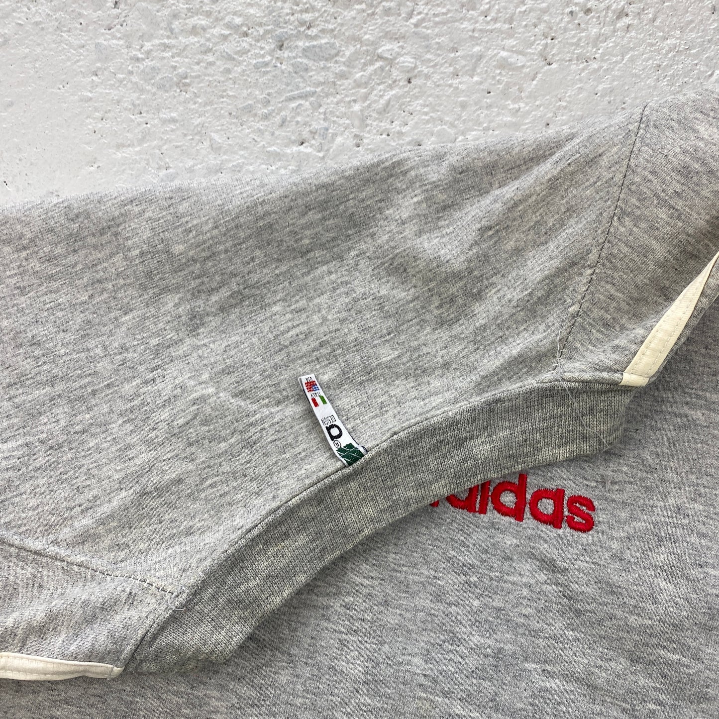 Adidas Equipment RARE heavyweight sweater (XL)