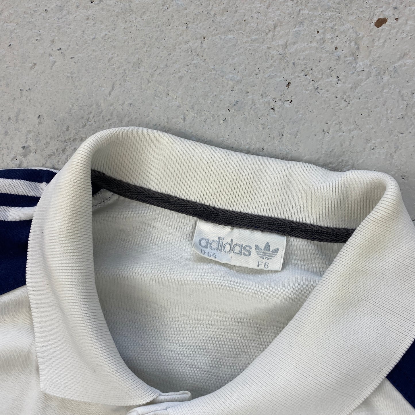 Adidas heavyweight polo shirt (L-XL)