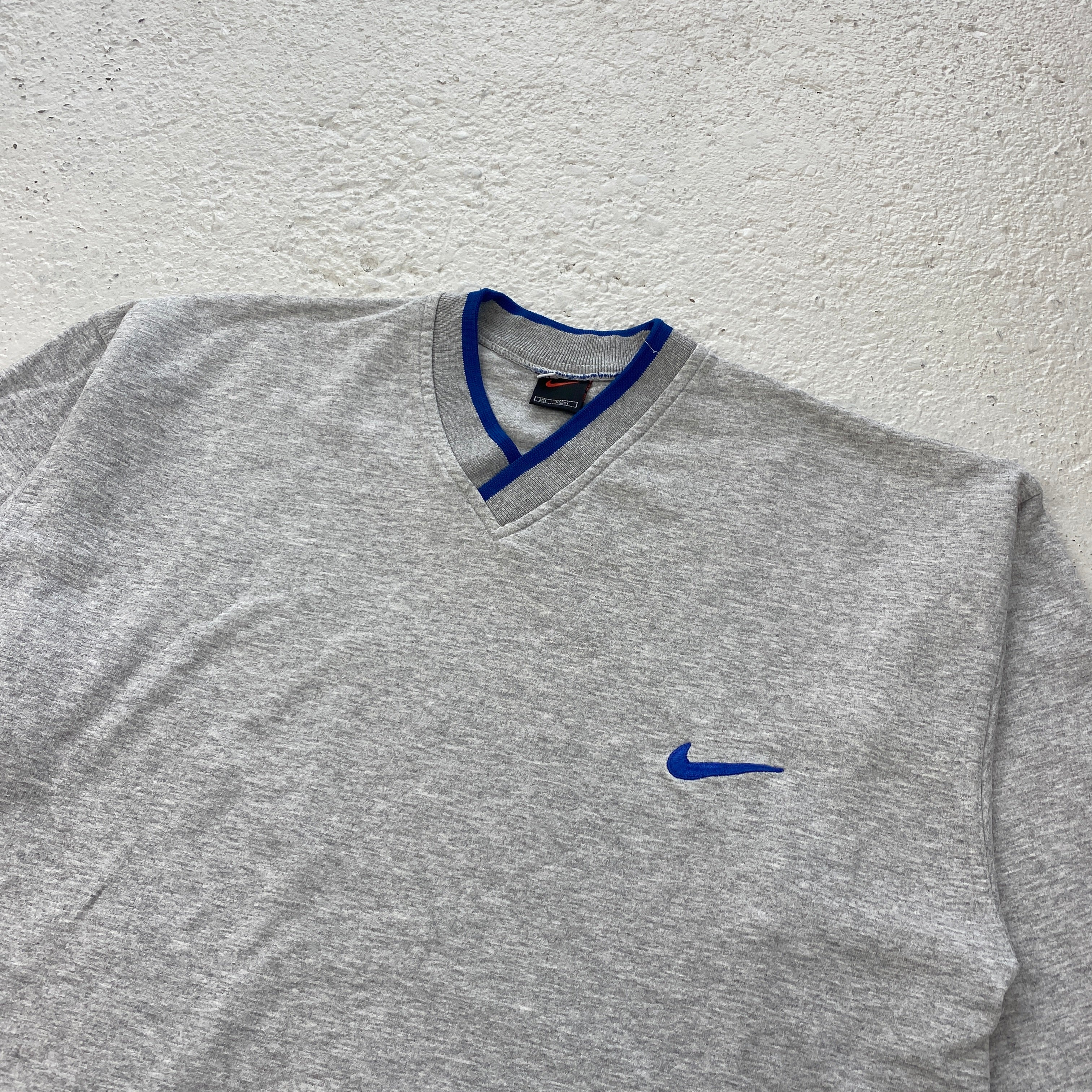 Nike v 2024 neck sweater