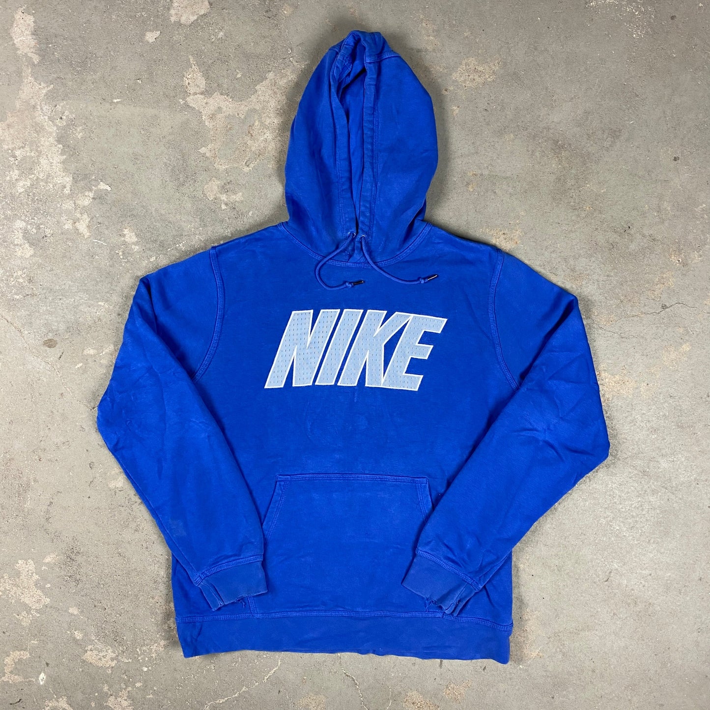Nike embroidered hoodie (S-M)