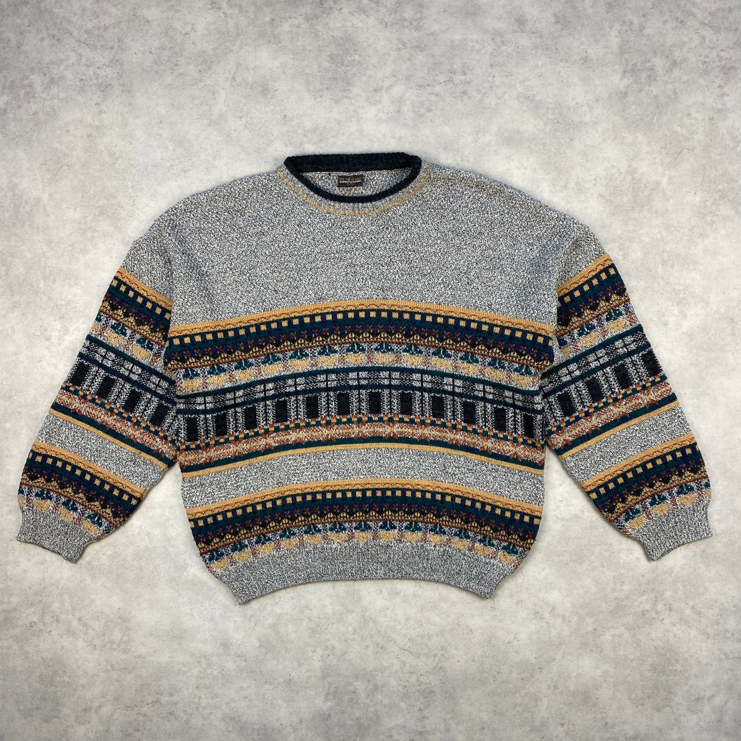 VTG heavyweight knit sweater (L)
