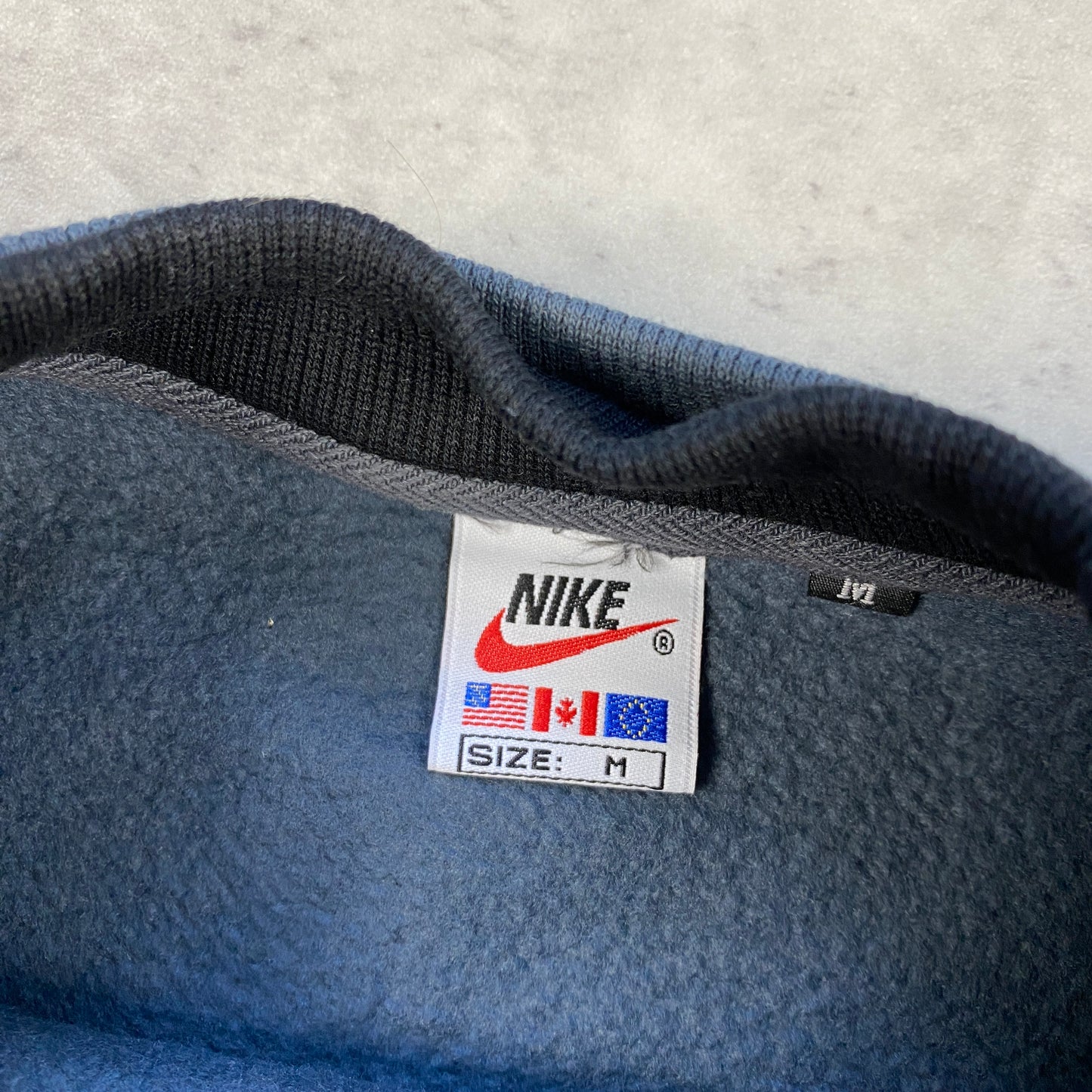 Nike heavyweight sweater (M)