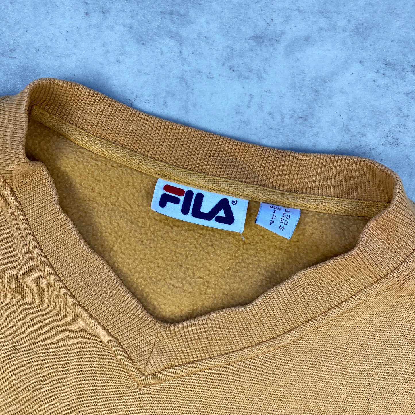 Fila RARE heavyweight sweater (M-L)