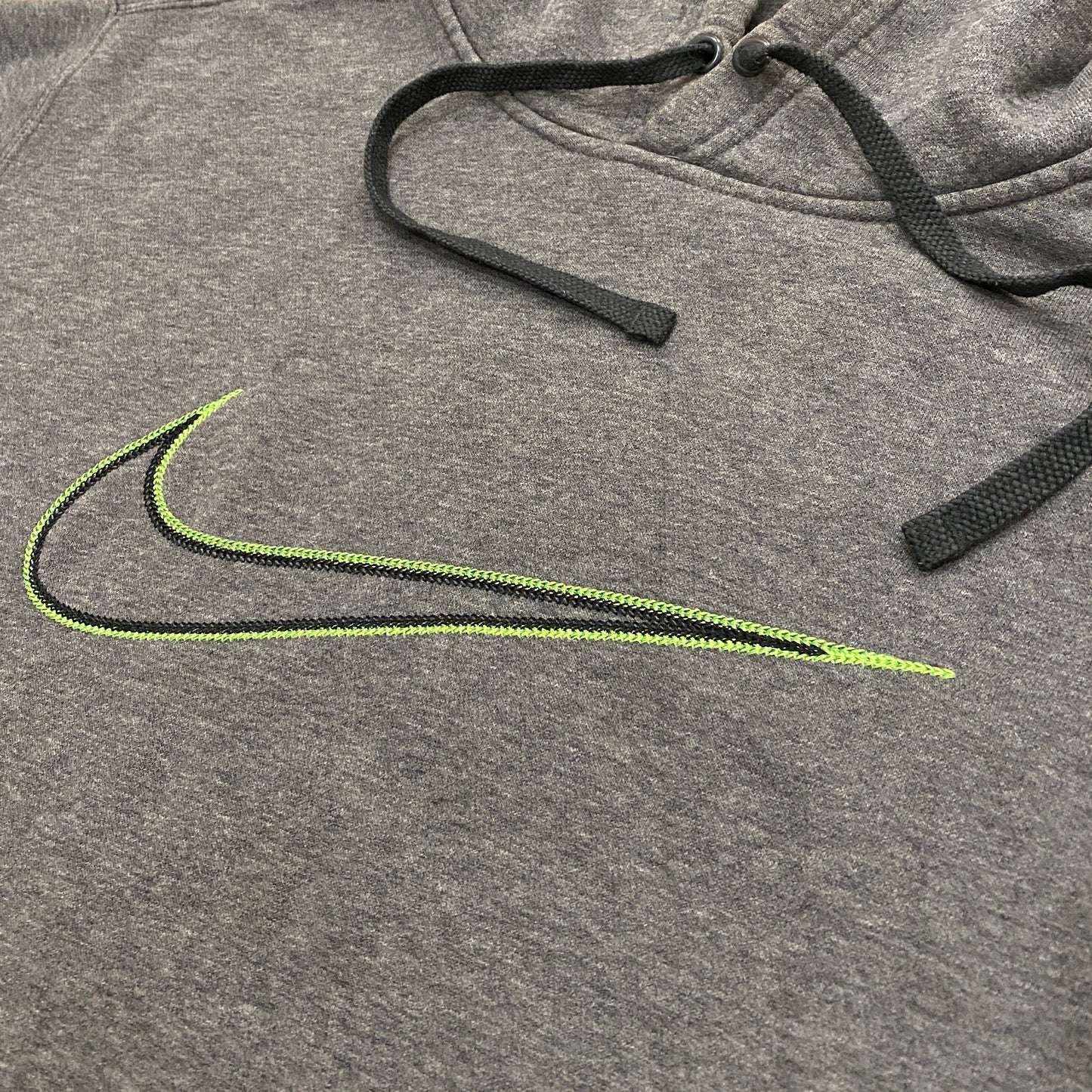 Nike 00s embroidered center swoosh hoodie (L)