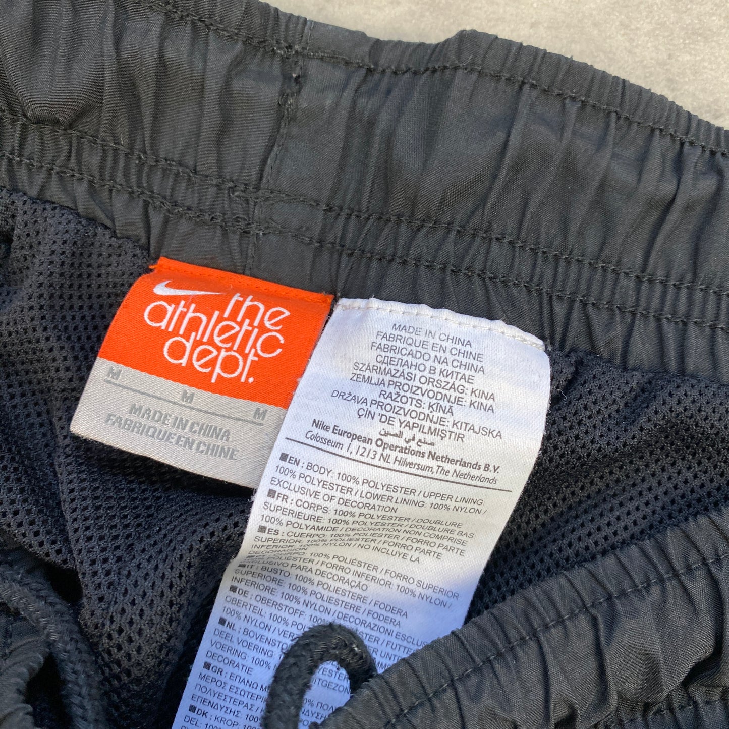 Nike track pants (M-L)