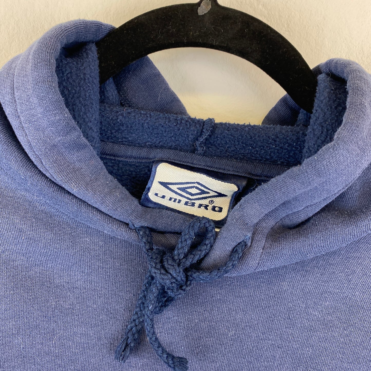 Umbro embroidered hoodie (M-L)