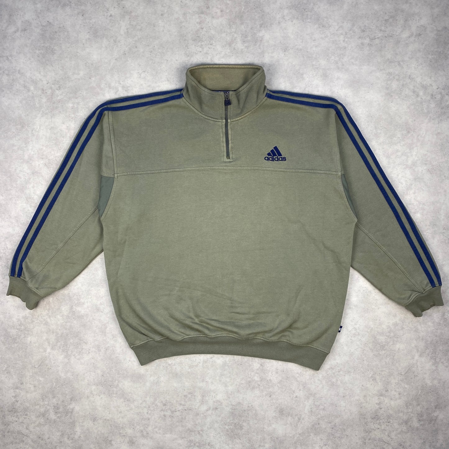 Adidas heavyweight 1/4 zip sweater (L)