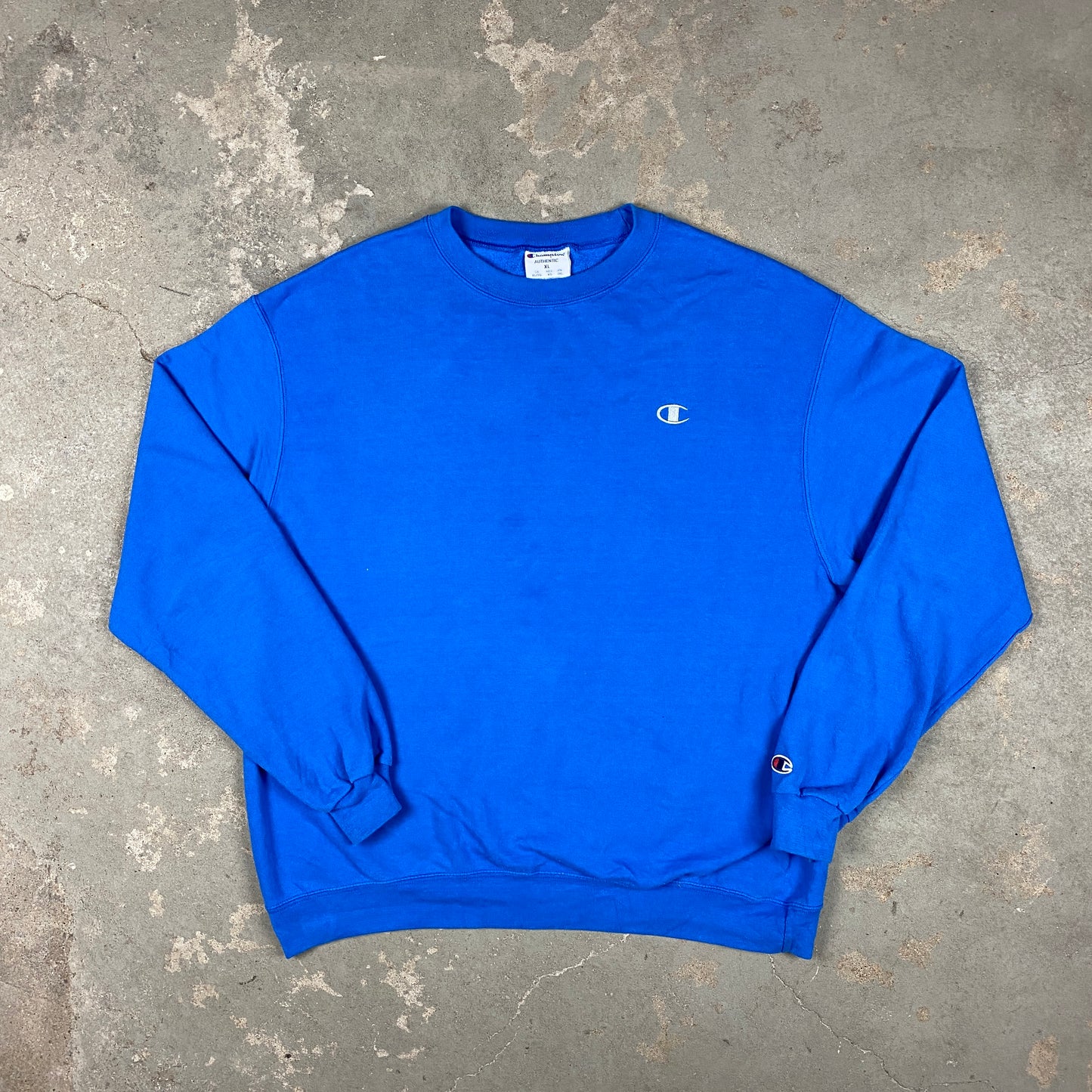 Champion embroidered sweater (XL)